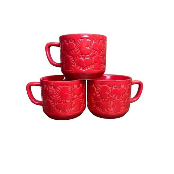 3x Starbucks Valentines Day Red Embossed Hearts Mugs 12oz 2018 Limited set of‎ 3 - Picture 1 of 16